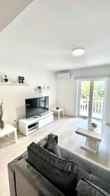 Apartman Dolcerosa Κότορ Εξωτερικό φωτογραφία